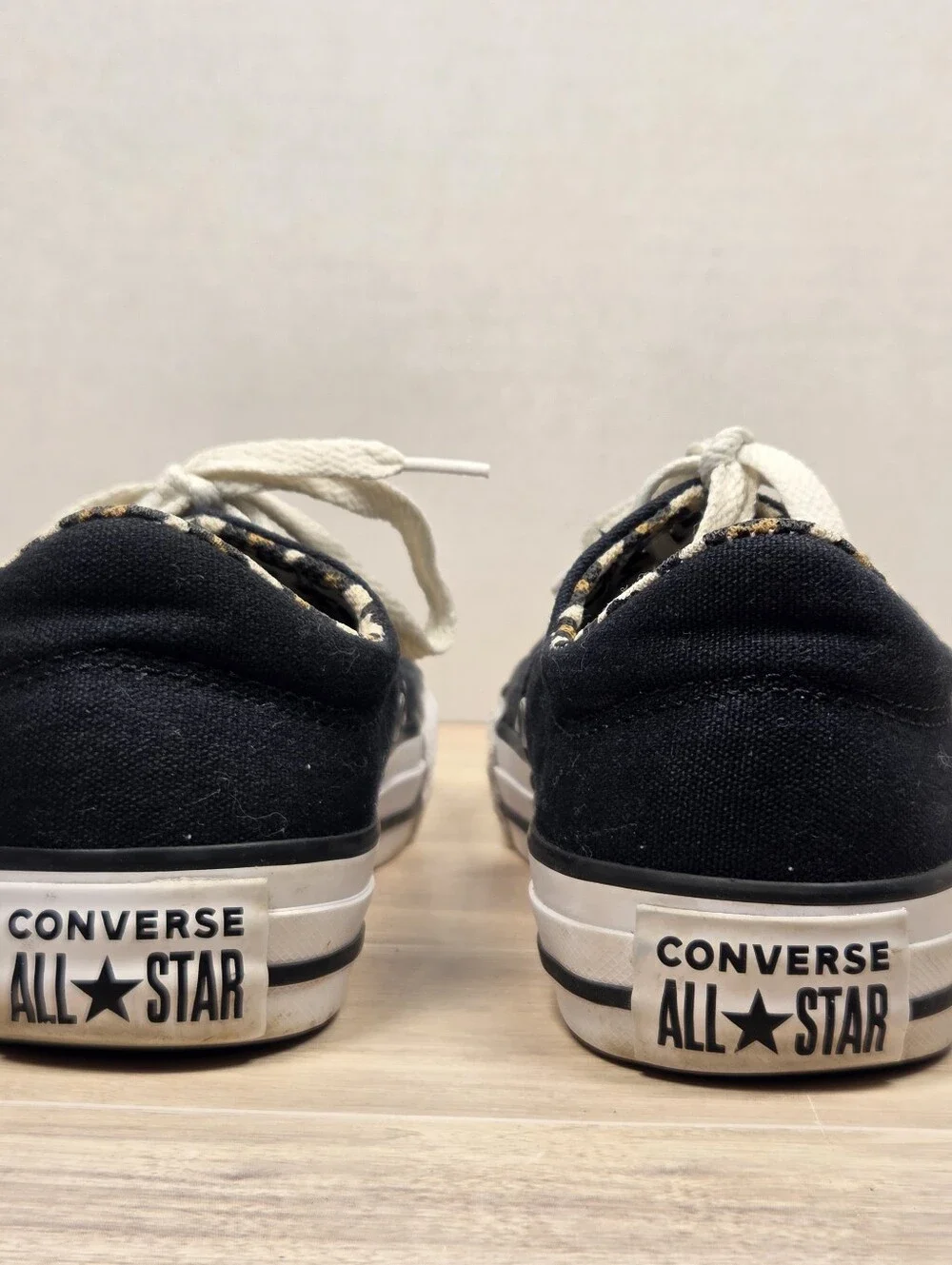 Converse black ctas